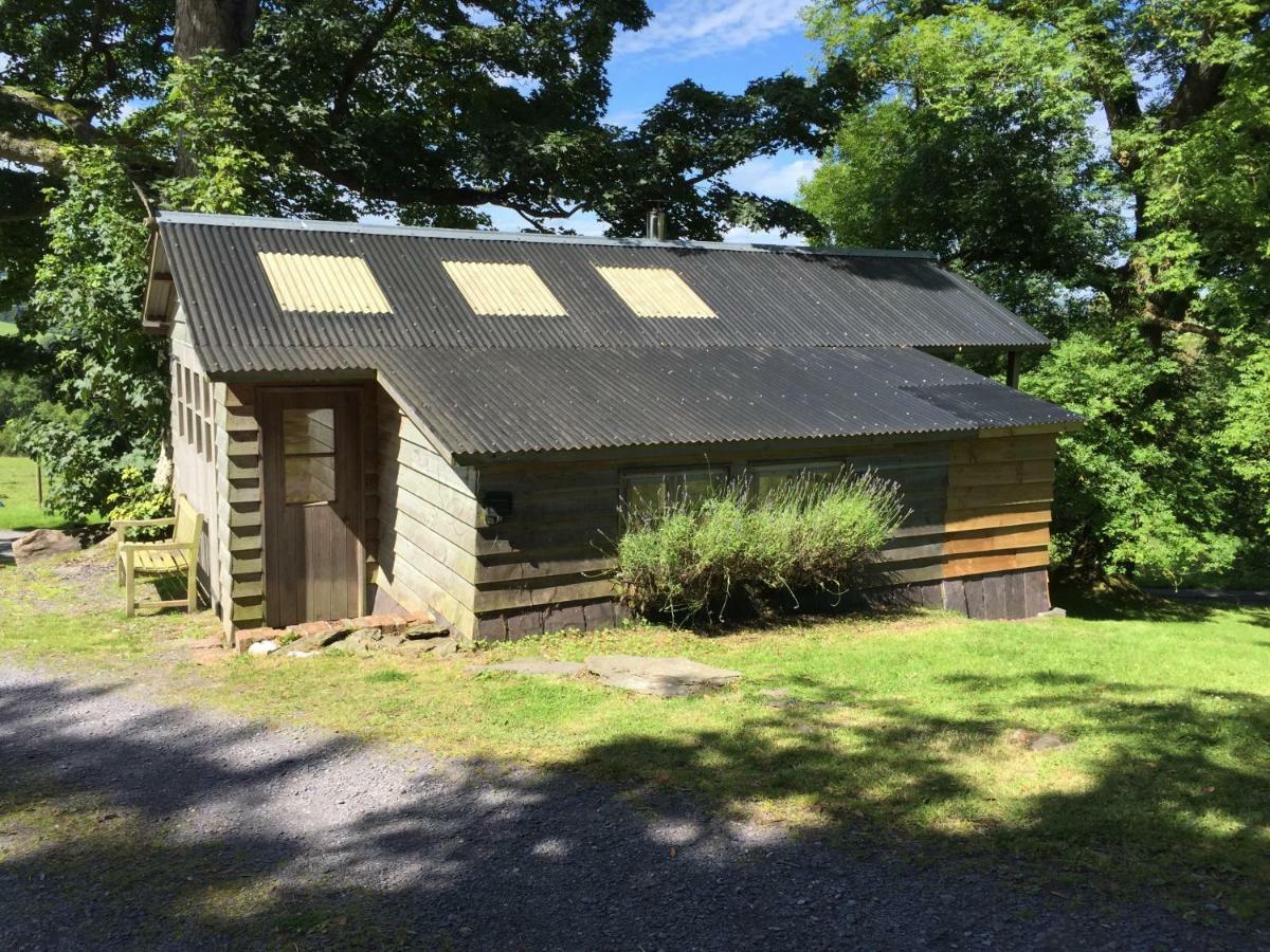 Faraway Follies Villa Llandegla Luaran gambar
